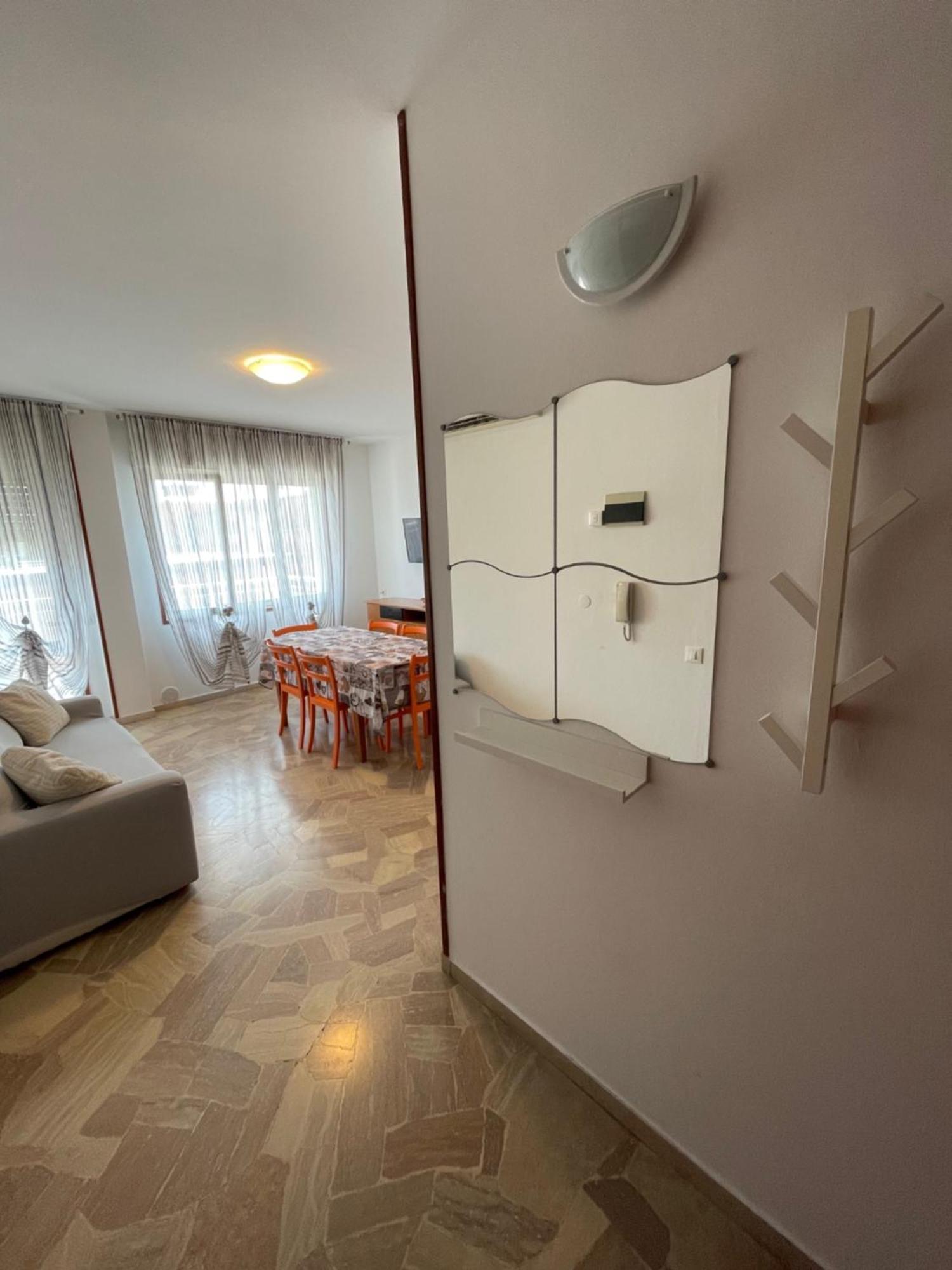 Vania Bibione Exteriör bild